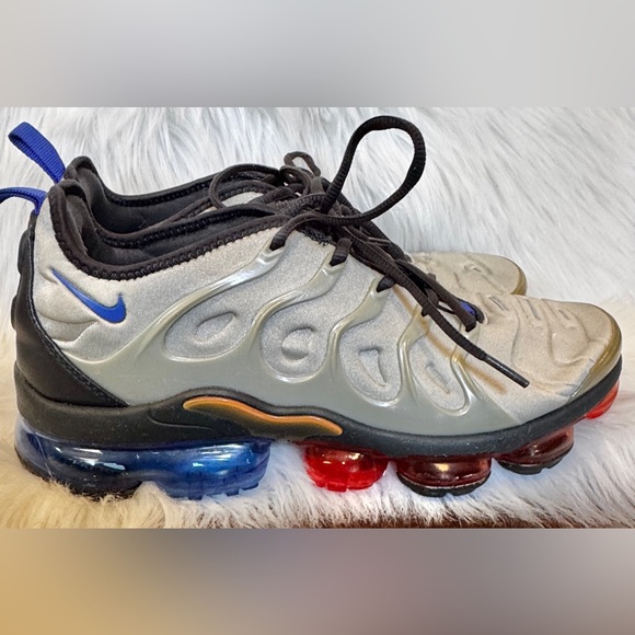 Nike Air VaporMax Plus Silver Blue Red Air Men’s Size 10 Sneakers